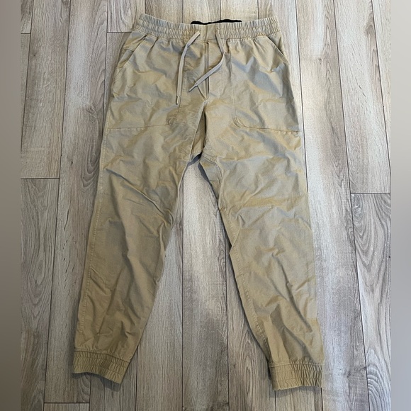 lululemon athletica Men's Beige Joggers - Picture 1 of 2